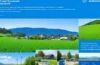 Sonnendurchflutetes, modernes Rechenzentrum inmitten grüner, walisischer Landschaft mit sanftem Blau des Himmels, strahlenden Glasfassaden und aktiven Technikern in leichter Arbeitskleidung, die zukunftsorientiert und engagiert ihre Infrastruktur betreuen – eine Szenerie voller Hoffnung, Innovation und regionaler Aufbruchsstimmung.
